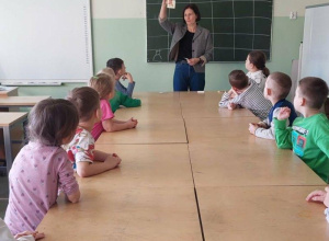 Żabki na lekcji pokazowej z Photonem w SP 13
