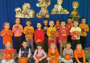 Pamiątkowe zdjęcie grupy Żabki.