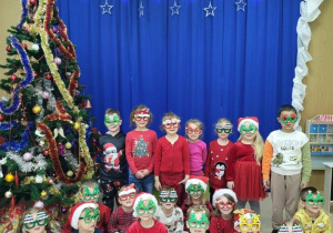 Motylki w światecznych okularach