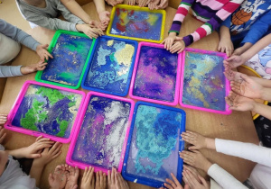 Motylkowe prace na lodzie