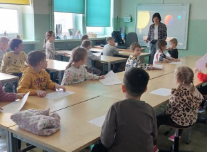 Żabki na lekcji pokazowej w SP13