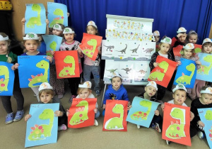 Pamiątkowe zdjęcie Motyli z dinozaurami