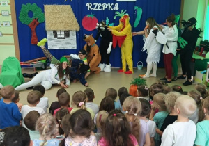 "Wszyscy na siebie poupadali"