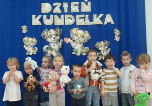 Pamiątkowe zdjęcie z pieskami.